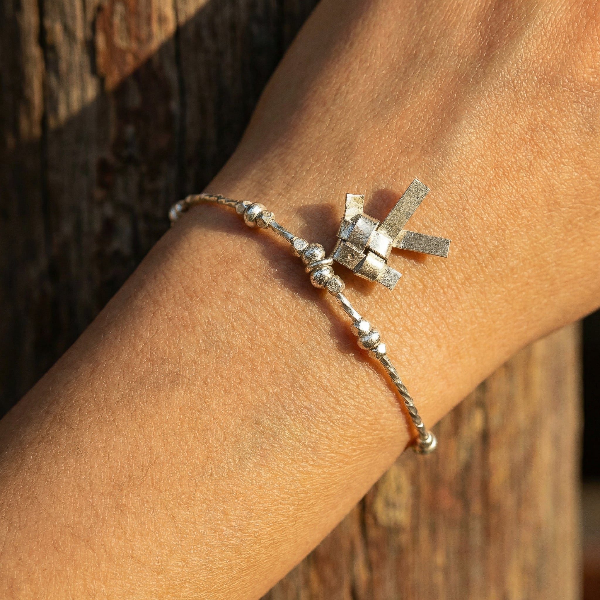 Armband aus 98 % feinem Silber der Karen-Bergvölker – handgefertigtes Knotenornament, handgefertigter Schmuck