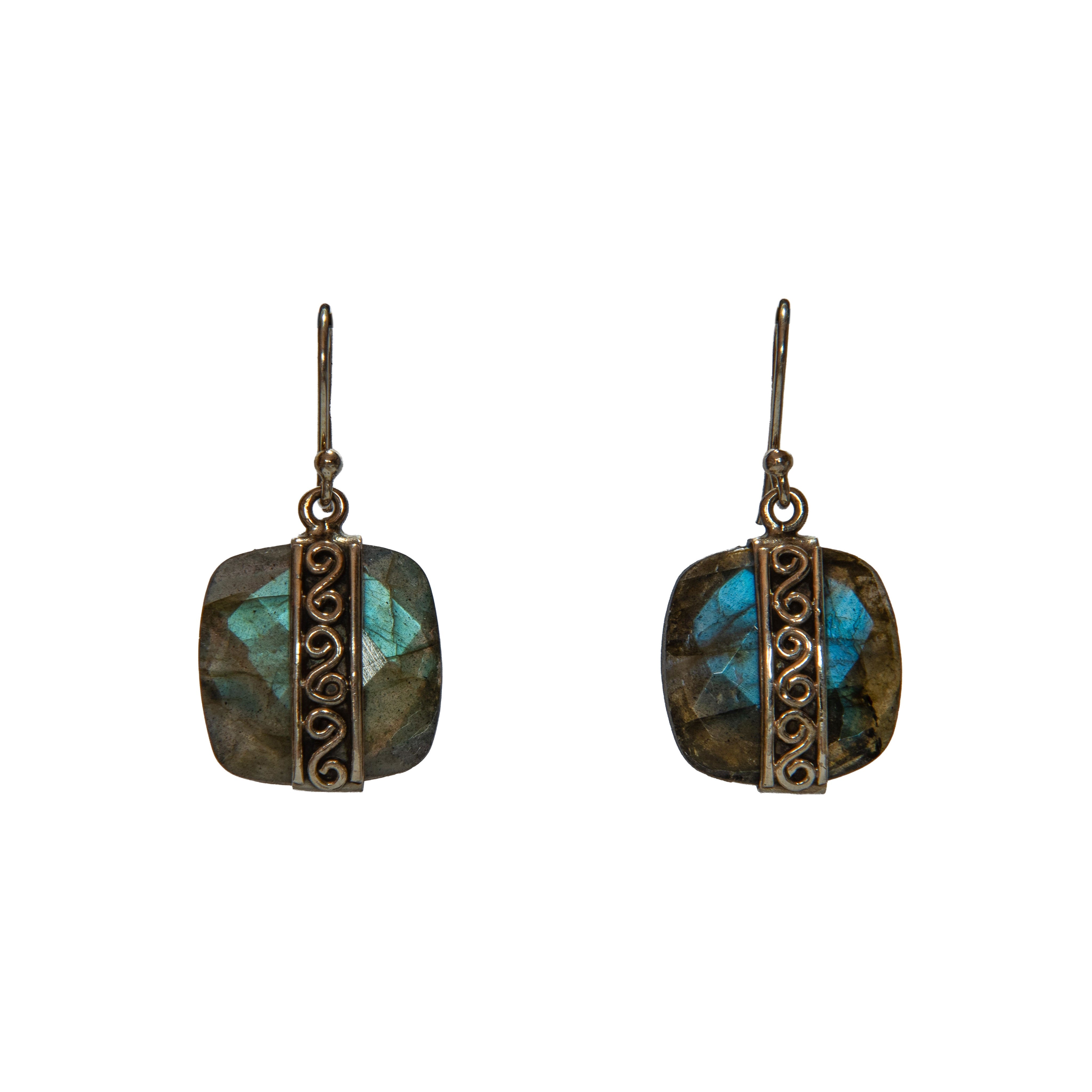 Handcrafted 925 Silver Labradorite Earrings from Chiang Rai Thailand - Lalanna Design