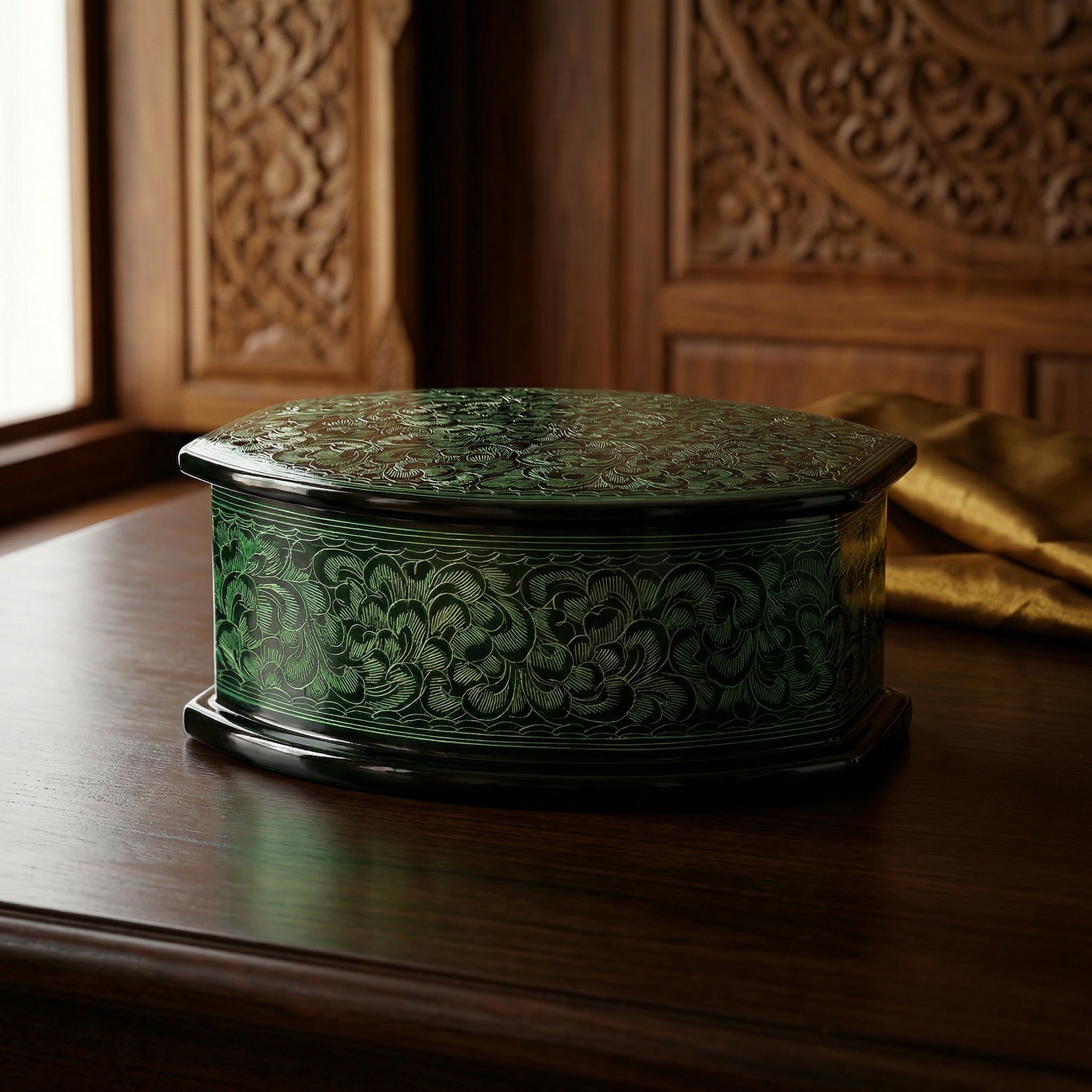 Handcrafted Lanna Lacquerware Rounded Hexagonal Green Decorative Box from Chiang Mai Thailand - Lalanna Design